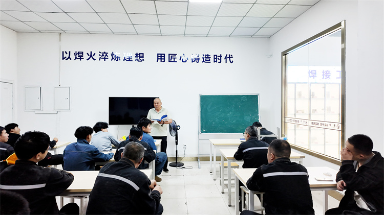 足不出校“焊”未来！西安万通携手振华智能举办专场招聘会